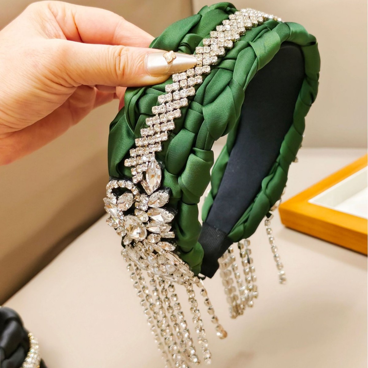 핫세일 고급 수공예 라인스톤 태슬 꼬임 헤어밴드 여성용 - Women Accessories Sale 리뷰 및 가격